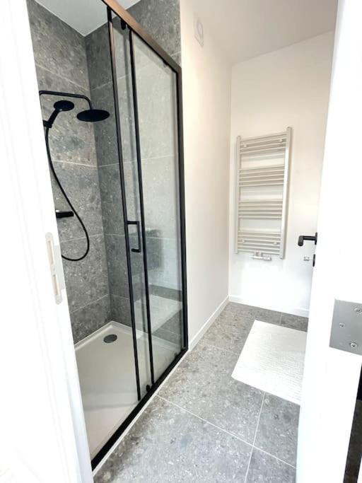 Appartement #2800ourhome 202